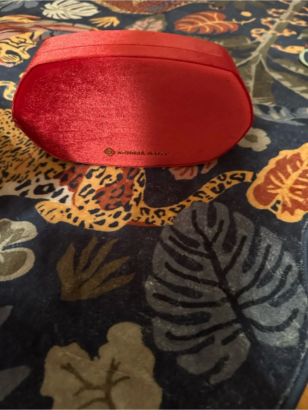 3/$25 ✨ Kendra Scott Pink Satin Oval Travel Jewelry Case Organizer